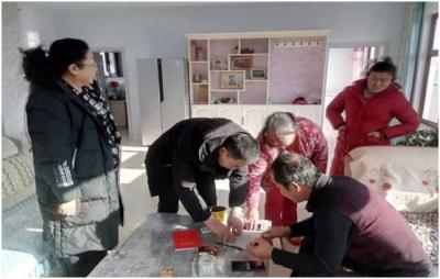 内蒙古自治区巴彦淖尔市计生协开展“走基层 送温暖”活动